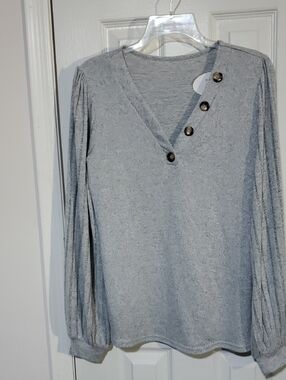 NWT Gray Button-Accent V-Neck Pullover
